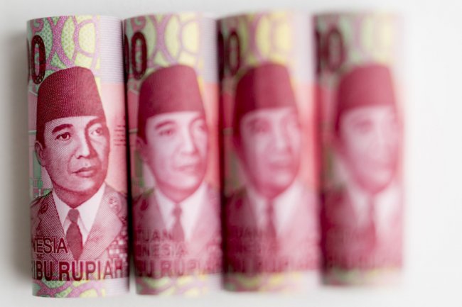 Rupiah Dibuka Lesu, Dolar AS Tersengat Pertumbuhan Ekonomi AS Kuartal III/2023
