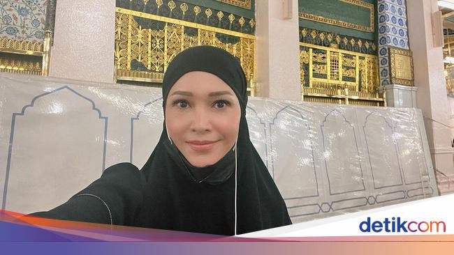 Masyaallah, Cerita Maia Estianty Mendadak Jadi Pembimbing 17 Jemaah ke Raudhah