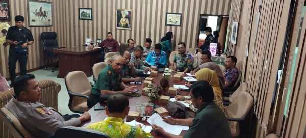 Polres Tanjung Balai Hadiri Rapat Pelaksanaan Peringatan Hari Pahlawan 2023
