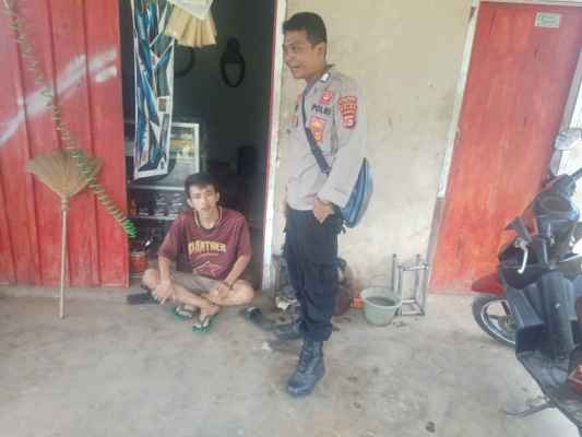 Bhabinkamtibmas Polsek Sobang Polres Lebak Sambangi Warga