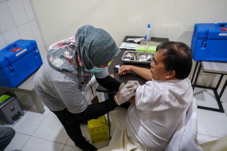 18.510 Tenaga Medis dan Nakes di Provinsi Banten jadi Sasaran Imunisasi Hepatitis B