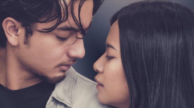 Sinopsis Film Cek Ombak (Melulu), Kenalan dari Dating Apps Malah Berujung Jadi Saudara Tiri