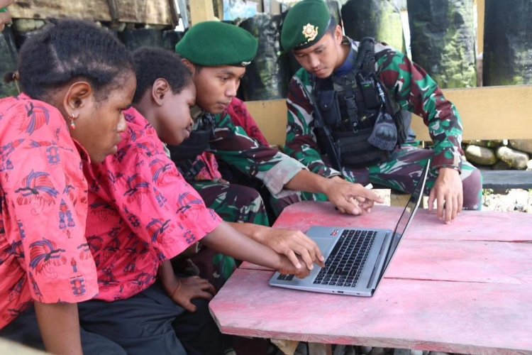 Pondok Pintar Pandawa Ajarkan Anak Papua Teknologi Informatika Tingkat Dewa