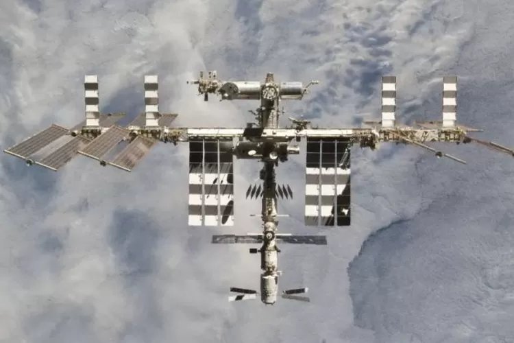 Stasiun Luar Angkasa Internasional Ada di Mana Sih? Bisa Terlihat dari Bumi Loh