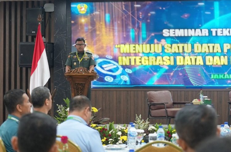 Wujudkan Integrasi Data dan Informasi di Lingkungan TNI AD, Disinfolahtad Gelar Seminar Teknologi Informasi