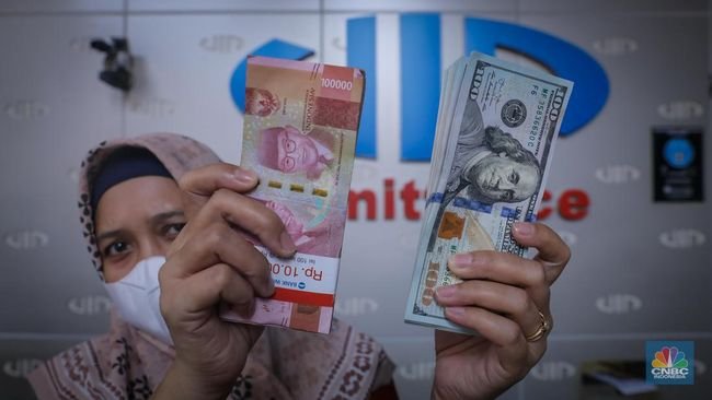 Klaim Pengangguran AS Makin Banyak, Dolar Turun ke Rp15.500