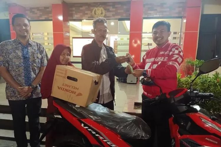 Ojol Korban Curanmor di Bogor yang Sempat Viral, Terima Motor Baru dari Komunitas Otomotif