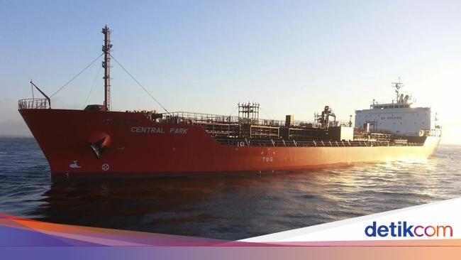 AS Selamatkan Kapal Tanker Terkait Israel yang Diserang di Pantai Yaman