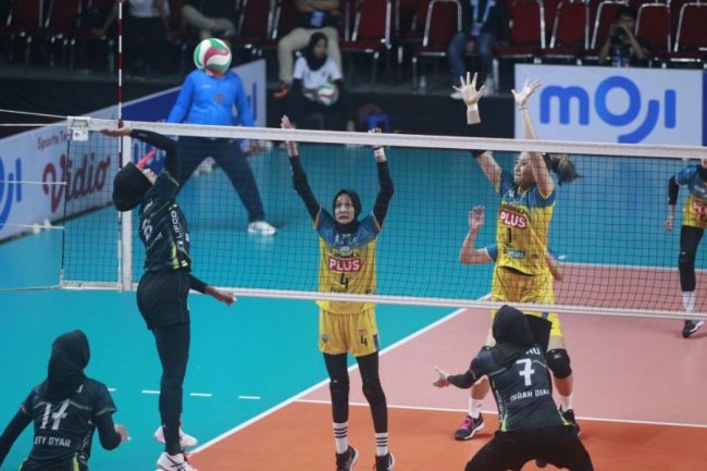 Tim putri TNI AU bungkam Gresik Petrokimia Pupuk Indonesia