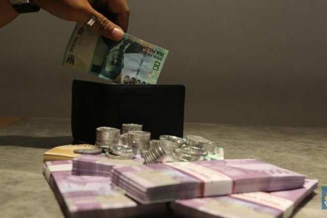 Bukti Baru Warga RI Makin Susah, Siang Malam Makan Tabungan