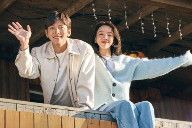 Sinopsis Welcome to Samdal-ri, Cinta Masa Kecil dengan Beda Mimpi