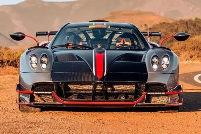 Pagani Huayra: Sentuhan Italia pada Puncak Kecanggihan Otomotif