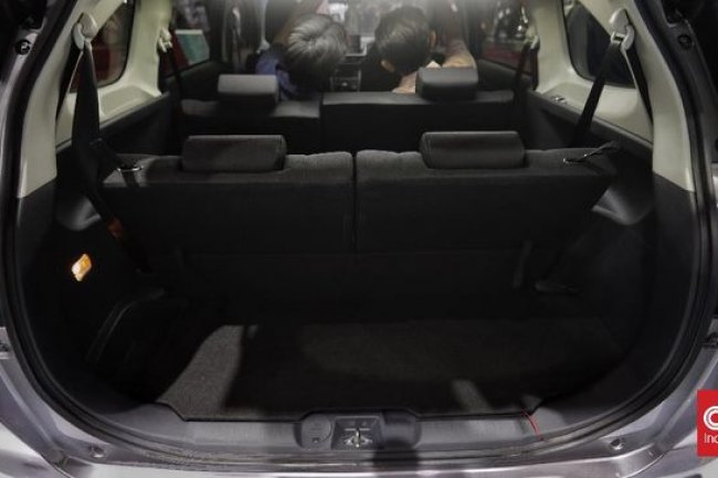 Cara Bikin Kabin Mobil Murah Lebih Senyap