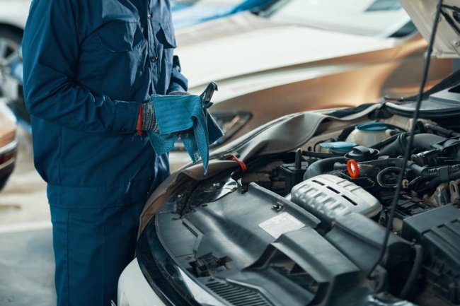 Pemilik Mobil Wajib Tahu, Berikut 3 Penyebab Engine Mounting Cepat Rusak