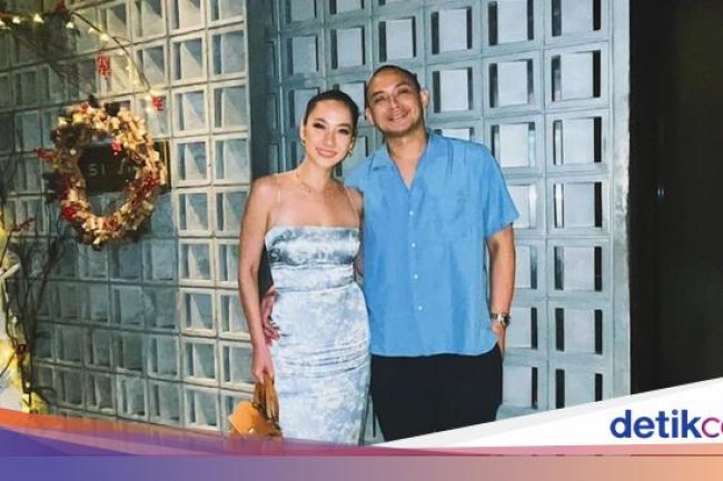 7 Potret BCL Rayakan Ultah Tiko Aryawardhana, Dinner Romantis Berdua di Bali