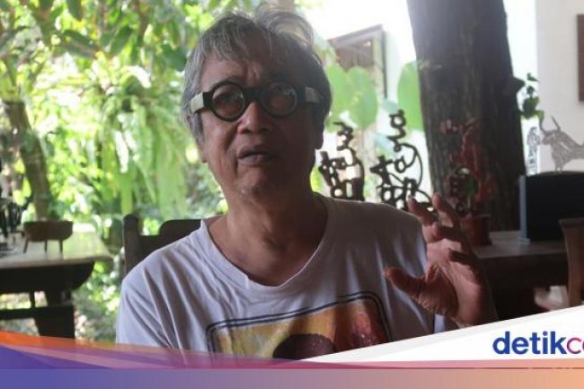 Tanda Tanya Pembajak WhatsApp Butet Kartaredjasa
