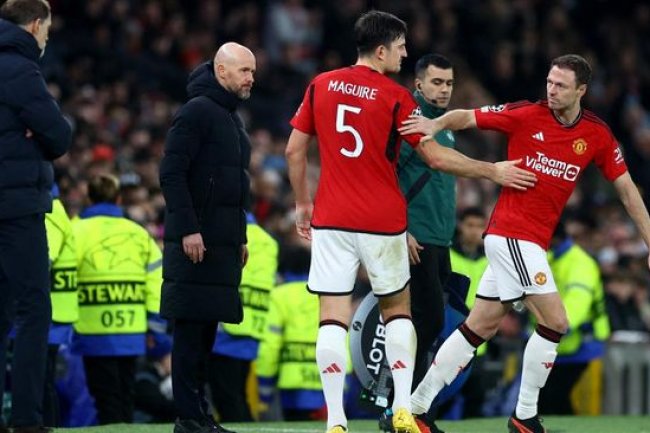 Erik Ten Hag Dipecat Jika MU Dikalahkan Liverpool?