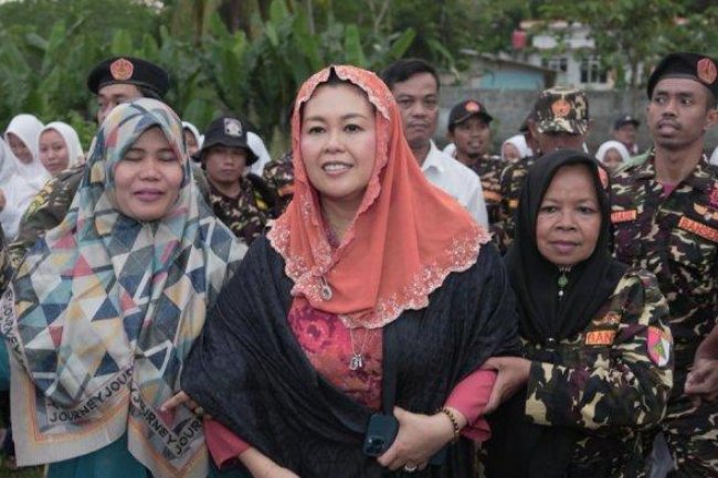 Dinilai Merakyat, Yenny Wahid: Ganjar-Mahfud Paling Dekat dengan Nilai yang Diwariskan Gus Dur