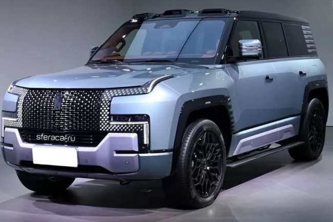 Harganya Sebanding Dengan 8 Toyota Avanza! Begini Penampakan Yangwang U8 Premium Edition