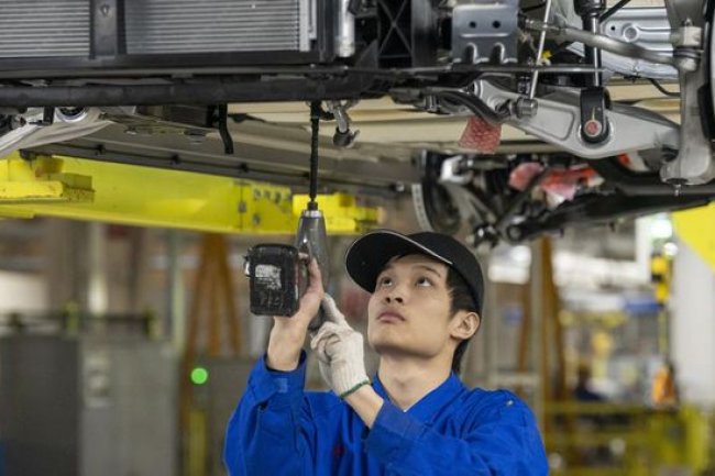 FOTO: Mengintip Perakitan Mobil Listrik BYD di China