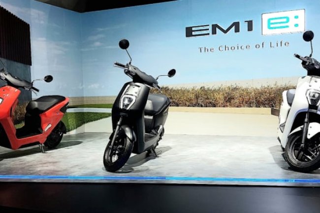 Terpopuler Otomotif: Motor Listrik Honda Laku Keras, Helm Khusus Arai untuk Indonesia