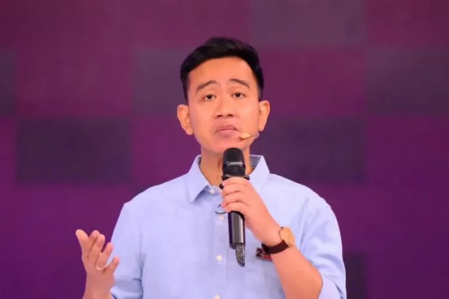 Soal 3 Mic di Debat Cawapres, Roy Suryo Masih Ngotot Gibran Rakabuming Curang Pakai Ear Feeder: Ada Temuan Pakar!