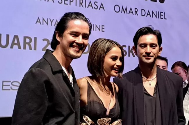 Film Suami yang Lain tayang 4 Januari 2024: Kisah cinta rumit antara Acha Septriasa, Morgan Oey, dan Omar Daniel