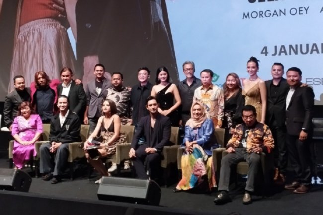 Acha Septriasa Lakukan Adegan Intim dengan Morgan Oey dan Omar Daniel di Film Suami Yang Lain