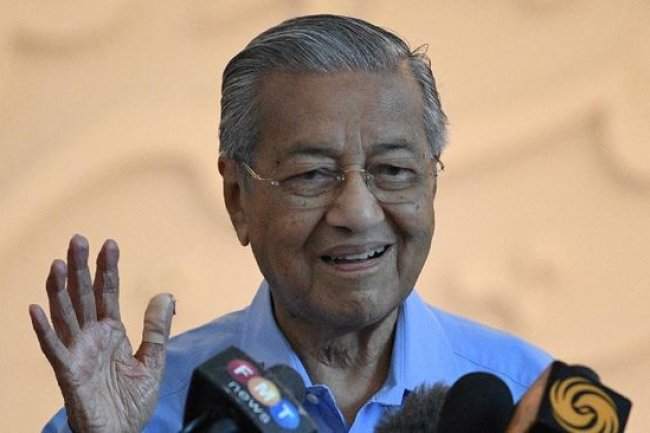 Eks PM Malaysia Mahathir Blak-blakan Sebut Zionis Kendalikan Amerika