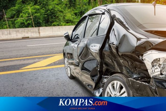 Belajar dari Kecelakaan Maut di Tol Solo-Ngawi Mobil Seruduk Truk
