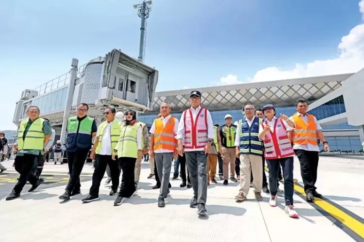 Beri Lampu Hijau, Menhub Budi Karya Sebut Bandara Internasional Dhoho Bisa Layani Haji dan Umrah