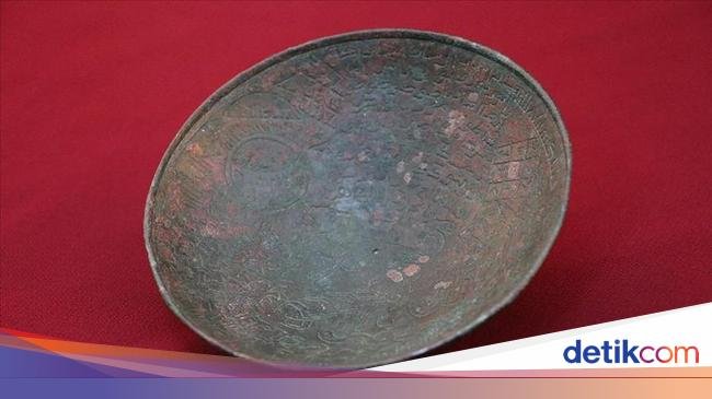 Mangkuk dari Abad Pertengahan Islam Ditemukan di Turki, Berusia 800 Tahun