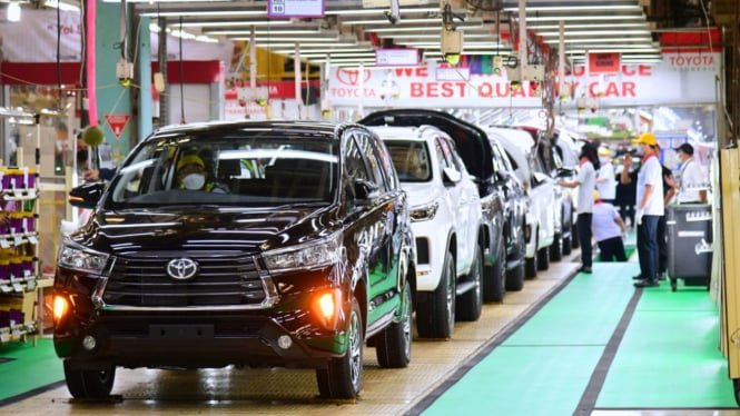 Mobil Terlaris di Indonesia Bukan SUV