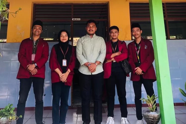 Cerita Sofyan, Mahasiswa KKN UNSRI Solo Bangun Kesadaran Pentingnya Bahasa Internasional Pada Siswa SD