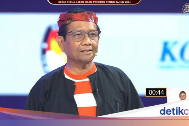 Momen Mahfud Md Live Tiktok di Malam Tahun Baru, Bicara Resolusi 2024