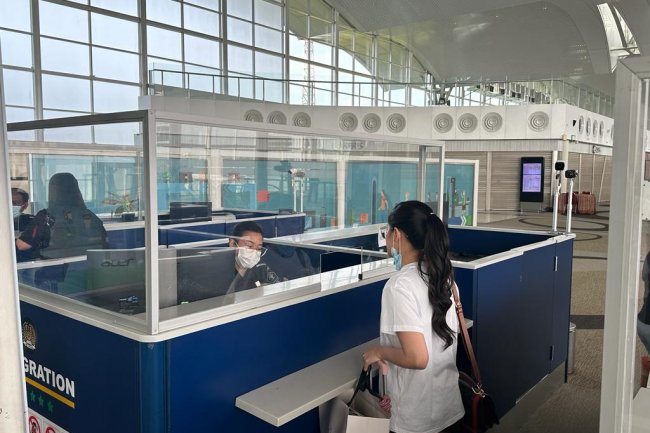 Klarifikasi Penundaan Keberangkatan Penumpang Di Tempat Pemeriksaan Imigrasi, Bandar Udara Internasional Kualanamu, Deli Serdang