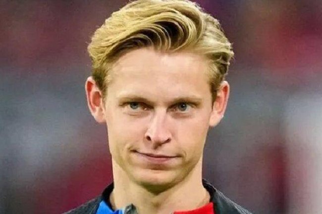 Diisukan Pindah ke Manchester United, Frenkie de Jong: Saya Ingin Menangkan Trofi di Barcelona!