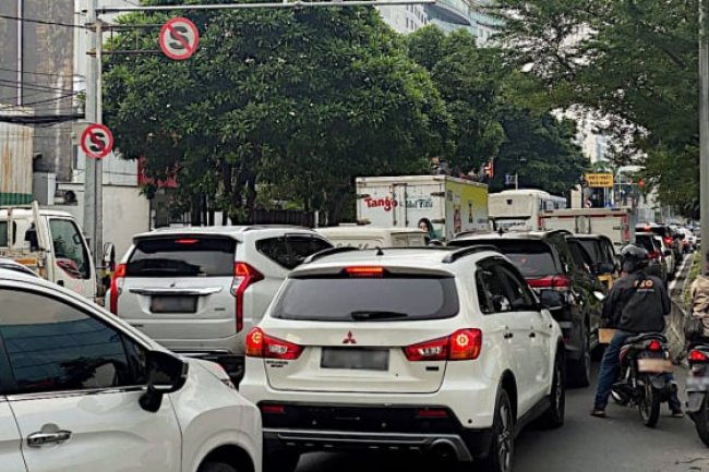 Jakarta Kembali Aktif, Pengemudi Mobil Perlu Ingat Hal Penting Ini
