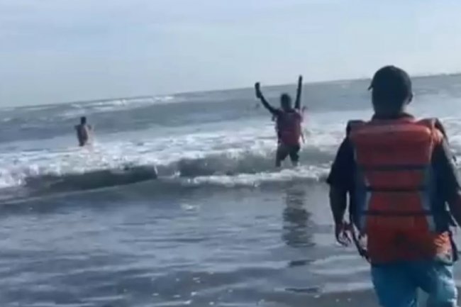 Peristiwa di Pantai Parangtritis Selama Libur Nataru, Terjadi 7 Kecelakaan Laut, Semua Korban Selamat