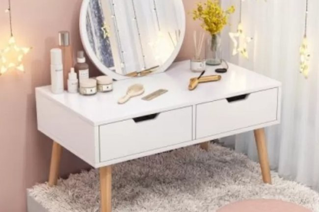 Intip 3 Rekomendasi Meja Rias yang Cantik dan Juga Estetika