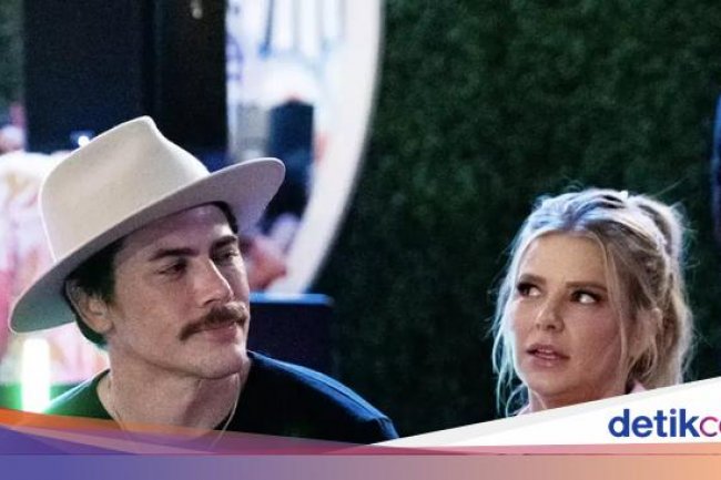 Bintang Reality Show Tinggal Serumah dengan Mantan Pacar, Merasa Dicurangi