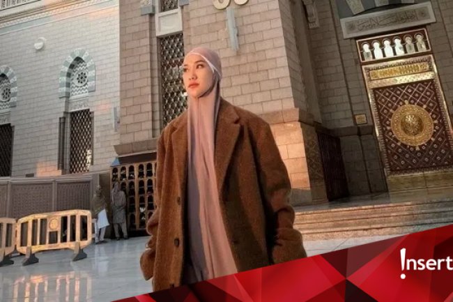 Pakai Jaket Ashraf Saat Umrah, Bunga Citra Lestari Tuai Pujian