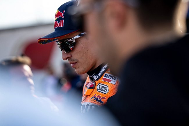 Lorenzo Sebut Marquez Penyebab Perkembangan Honda Menjadi Sulit
