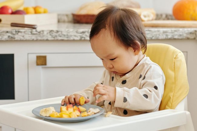 Selain ASI dan Imunisasi, Asupan Vitamin A Bisa Bantu Lindungi Anak dari Pneumonia