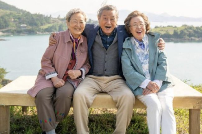 Sinopsis Film Korea Picnic, Kembali ke Kampung Halaman Usai 60 Tahun Berlalu