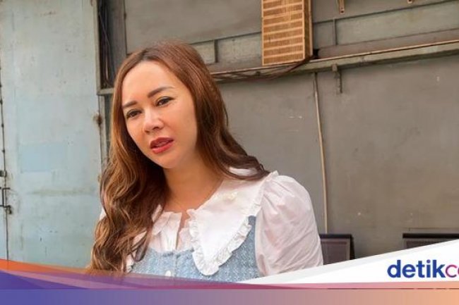 Aura Kasih Merasa Wajar Kelak Tak Mau Bertemu Setiap Hari dengan Suami