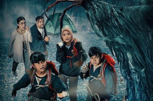 Sinopsis dan Daftar Pemain FilmĀ Petualangan Anak Penangkap Hantu!