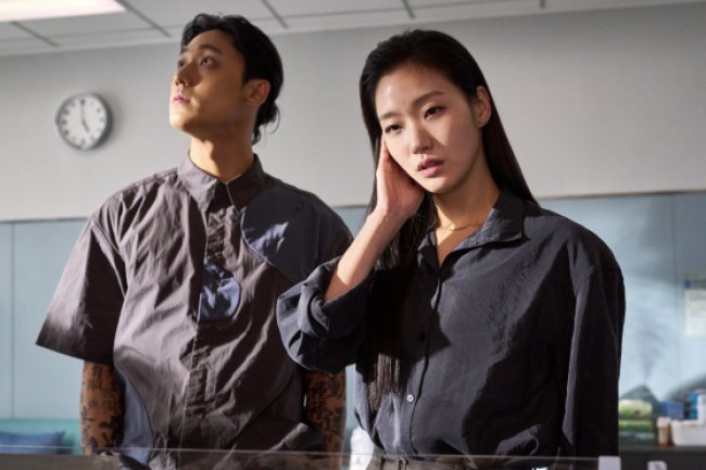 Sinopsis Film Exhuma, Kim Go Eun dan Lee Do Hyun Jadi Dukun Bongkar Kuburan Misterius