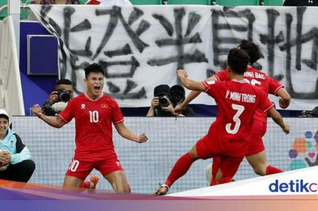 Vietnam-nya Troussier Begitu Berbeda dengan Era Park Hang-seo