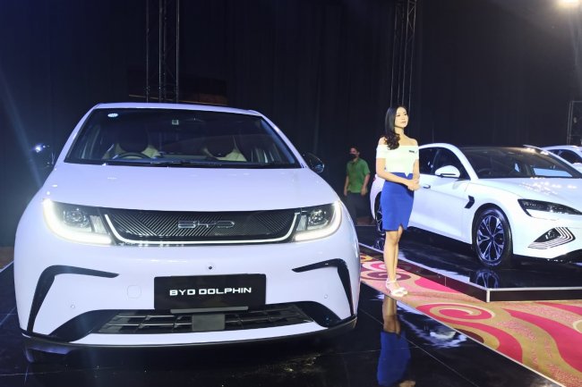 Resmi Diluncurkan, Segini Kisaran Harga Mobil Listrik BYD Seal, Atto 3, dan Dolphin